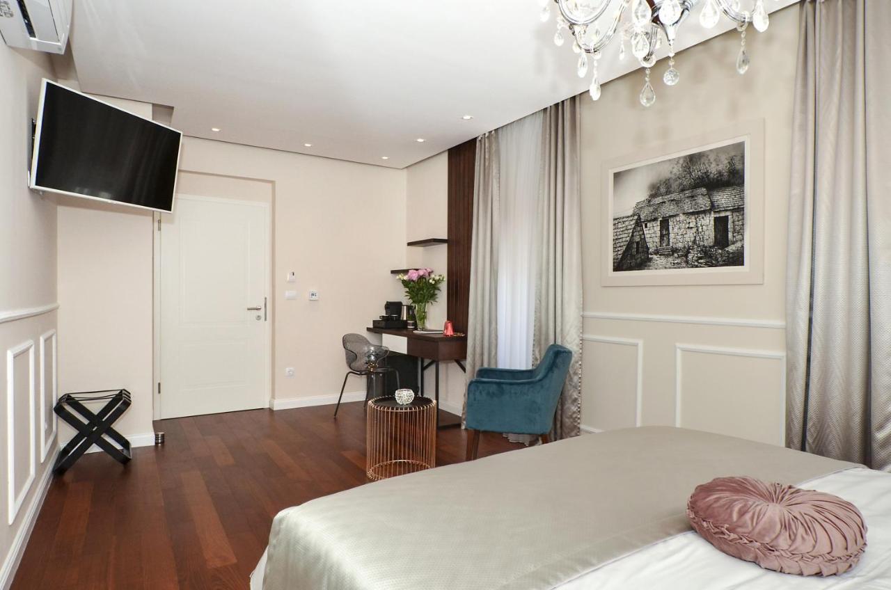 Rooms Valery Split Exteriör bild